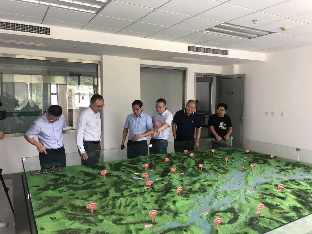 1602742745256348.jpg 4.jpg/